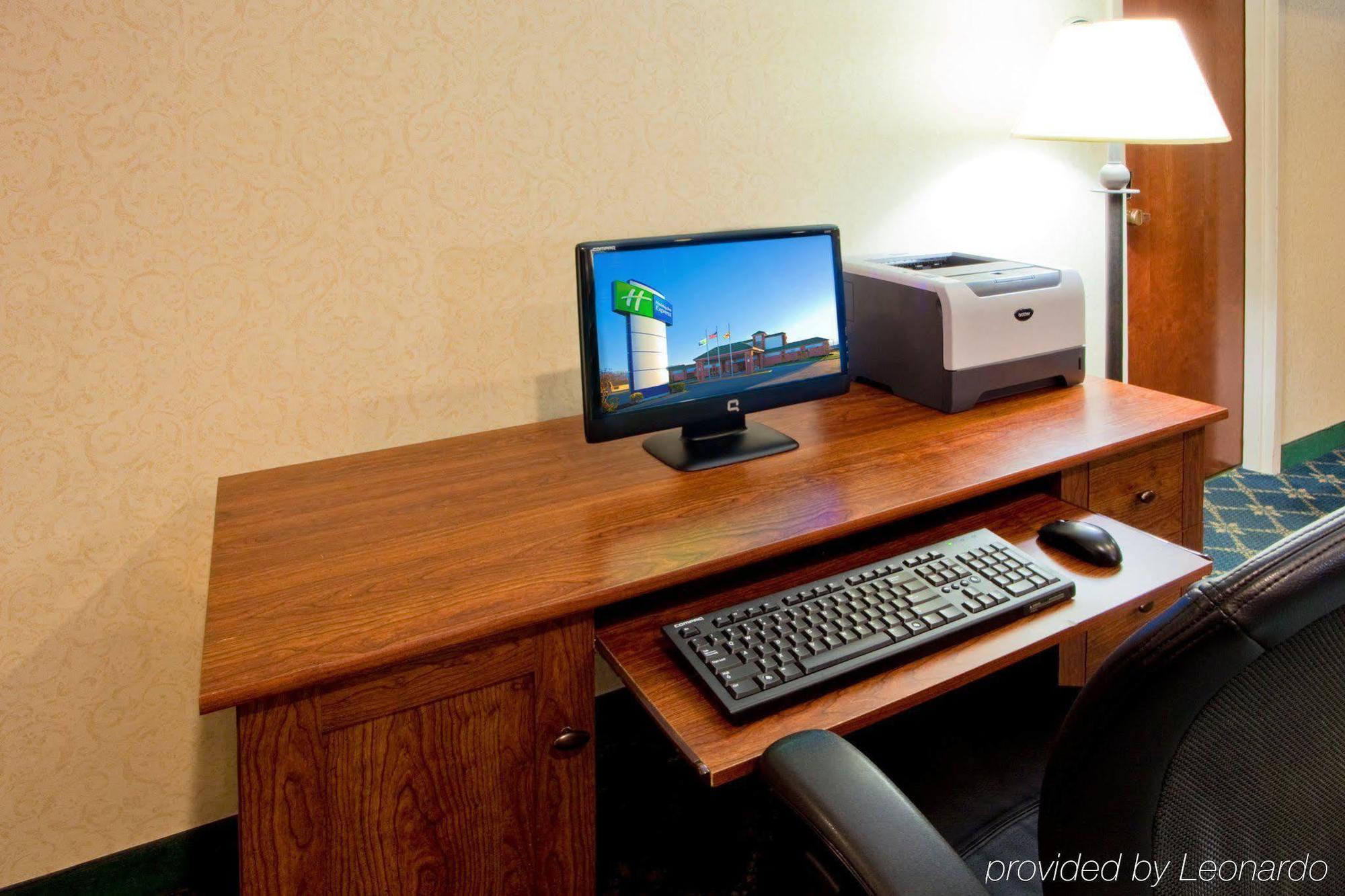 Holiday Inn Express Cambridge By Ihg Dış mekan fotoğraf